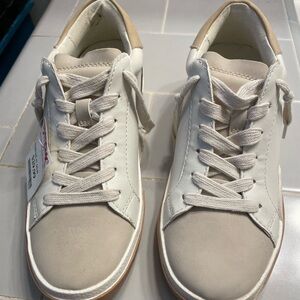Women’s Dolce Vita casual sneakers,  brand new 6 1/2
